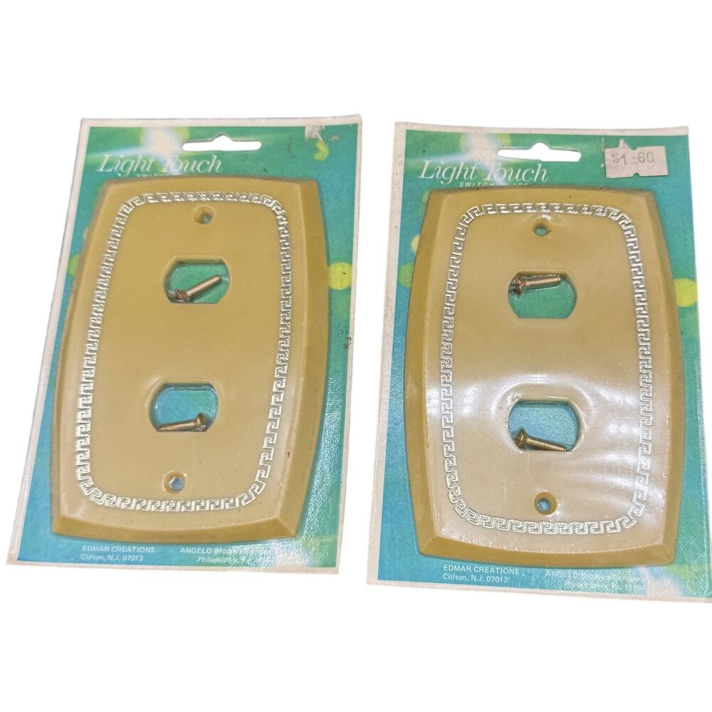 ✨ Vintage Light Touch Gold Tone Wall Plates Greek Key Retro NOS Home Decor Lot